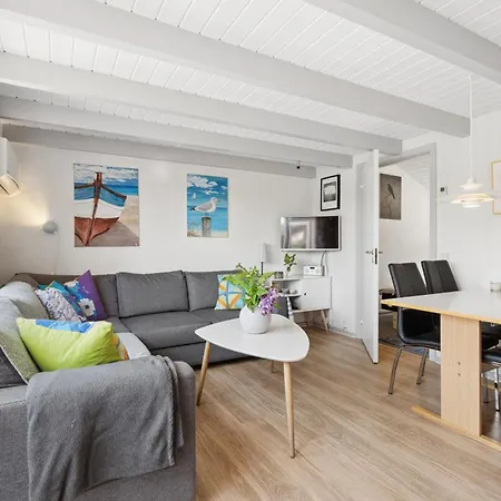 Cozy With Water Park And Appartement
