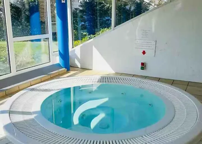 Cozy With Water Park And Appartement